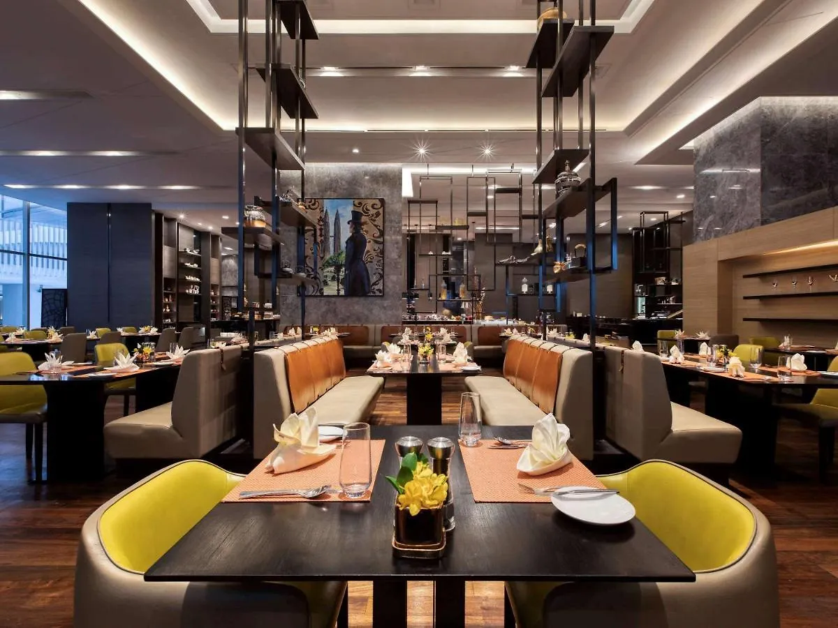 Hotel Sofitel Kuala Lumpur Damansara 5*,